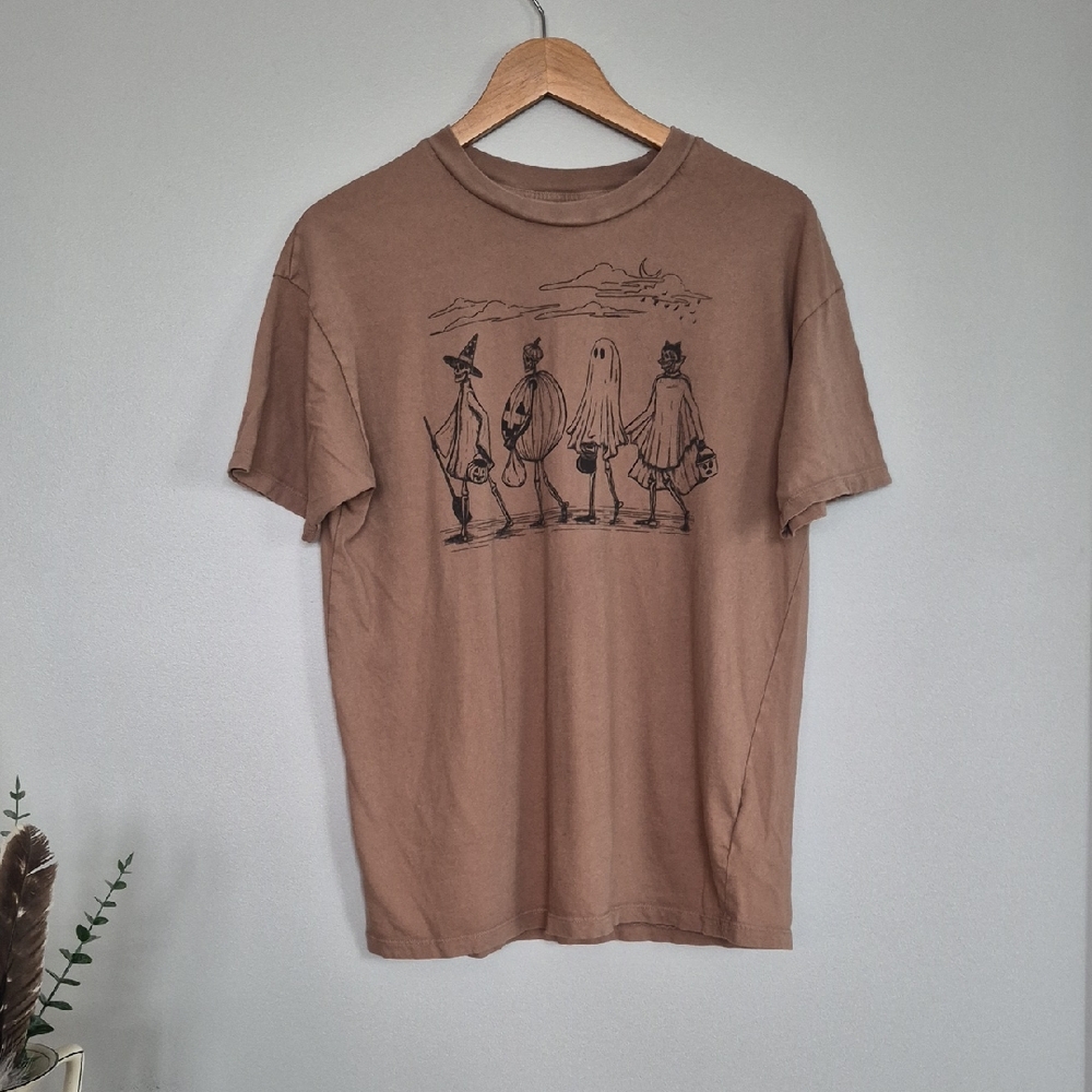 American Eagle Spooky Halloween Tshirt